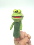 Wool finger puppet Frog .