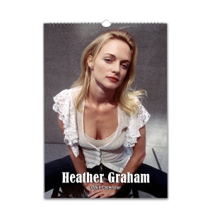Heather Graham Sexy | 2026/27 | Kies beginmaand/jaar | Gepersonaliseerde muurkalender met volledige foto