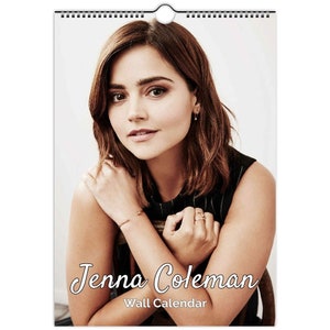 Jenna Coleman volledige fotokalender | kies startmaand 2026/27 gepersonaliseerd | jaarkalender