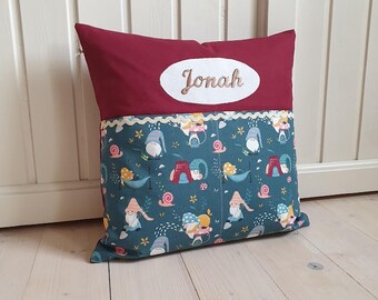 Namenskissen, "Jonah", Kissen, Kinderzimmerdeko, Geburtstagsgeschenk, Kissen mit Taschen