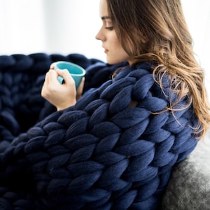Knitted Blanket, Chunky Knit Blanket, Chunky Knit Throw, Chunky Blanket, Arm Knit Blanket, Wool Blanket, Chunky Blanket, Housewarming Gift