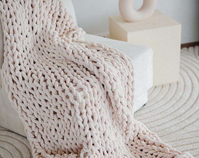 Chenille throw blanket, extra cozy chunky knit blanket, arm knitted from soft and warm chenille yarn, Mothers Day Gift