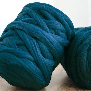 Giant Yarn from 100% Merino Wool, Smooth and Soft Chunky Knit Yarn, Organic Bulky Yarn for Arm Knitting, Housewarming Gift