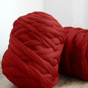 Super Bulky Yarn from Organic Merino Wool, Colored with Ecological Dyes, Yarn for Arm Knitting, Housewarming Gift