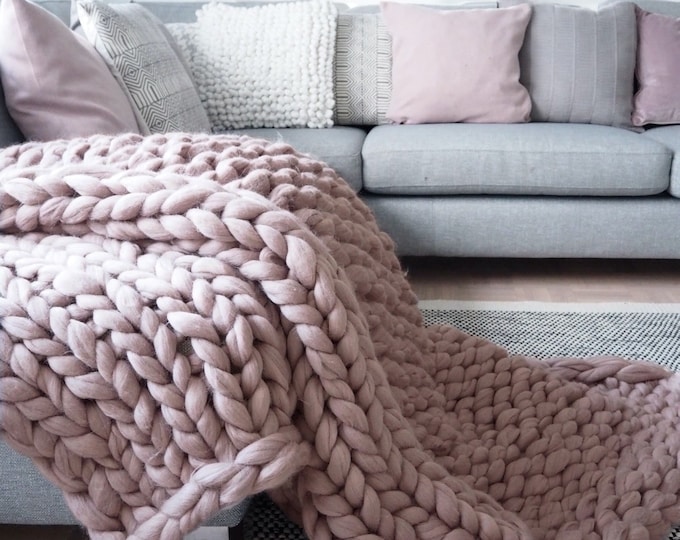 Chunky Blanket from Premium Quality Merino Wool, Organic Certified, Soft and Warm Arm Knitted Throw, Chunky Knit Blanket, Mothers Day Gift