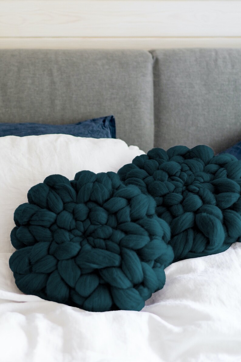 Bed throw pillows round pillows knitted pillows chunky knit merino wool cushions round throw pillow teal