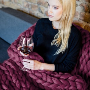 Merino blanket chunky knit bed blanket throw blanket merino wool wine red