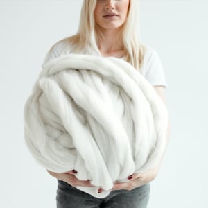 Chunky Yarn, Chunky Knit Yarn, DIY Chunky Yarn, Giant Yarn, Thick Yarn, Merino Wool Yarn, Chunky Knit Merino Wool, Housewarming Gift