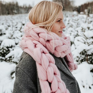 Chunky knit scarf wool scarf oversized scarf winter dusty pink