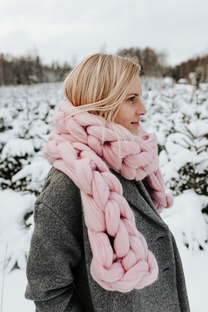 Chunky knit scarf wool scarf oversized scarf winter dusty pink