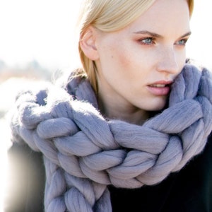 Oversized scarf chunky knitting grey