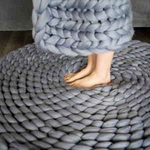 Knitted Rug, Chunky Knit Rug, Wool Rug, Handmade Rug, Crochet Rug, Circle Rug, Bedroom Rug, Kids Rug, Housewarming Gift