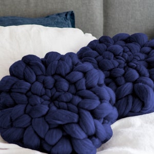 Chunky knit cushions bed throw pillows decorative throw pillows round throw pillow navy blue