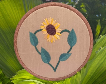 Sunflower Heart Embroidery, Sunflower Embroidery, Sunflower Gift, Hand Embroidery, Silk Embroidery, Flower Embroidery, Floral Gift