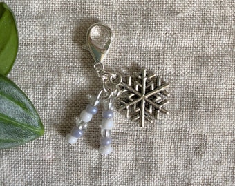 Snow Flake, Snowflake, Beaded, Stitch Marker, Progress Keeper, Knitting, Crochet, Place Marker, Knitting Notions, Up to 4.5mm (US 7)