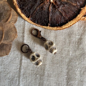 Skull Stitch Markers – Knit and Bolt