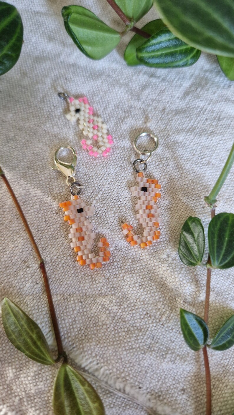 Beaded Seahorse Stitch Marker, Progress Keeper, Knitting Gift, Crochet Gift, Knitting Marker image 1