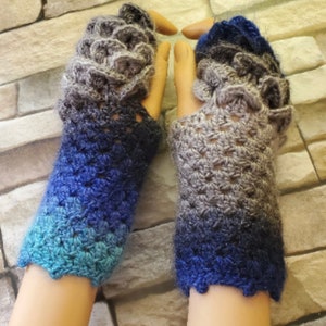 Dragon Scale Crochet Fingerless Gloves - Winter Fingerless Mittens - Driving Gloves - Crocheted Dragonscale Gloves - No Finger Mittens