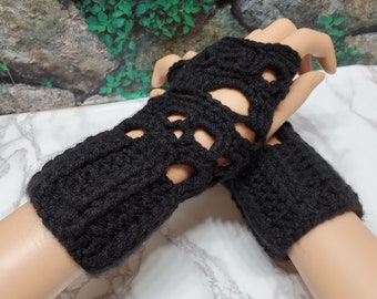 Skull Fingerless Gloves - Fingerless Skull Mittens - Wrist Warmers -  Black Skull Gloves - Handmade Crochet Gloves - Ready to ship