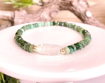 Raw Emerald Bracelet Gold, May Birthstone Bracelet, Sieraden Trends, Green Stone Bracelet, Semi Precious Stone, Bridesmaid Gift