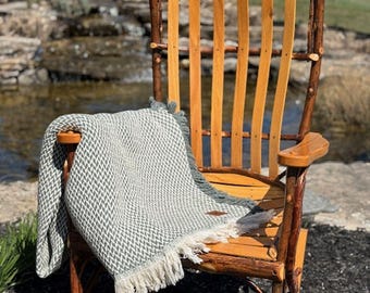 Manta acogedora de mezcla de alpaca con tejido de espiga: manta tejida en EE. UU. con tarjeta de felicitación de alpaca.