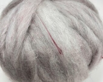 Mecha de lana Suri Alpaca Blend de 31 g: Lana merino y seda, fibra hilada a mano