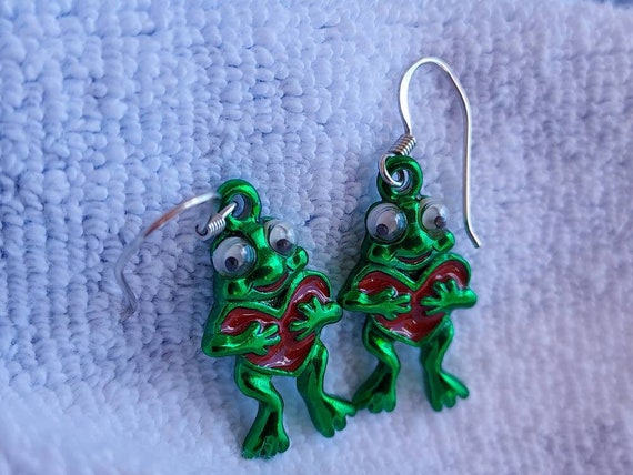 Frog With Heart - Googly Eyed Frog Earrings - Gre… - image 5