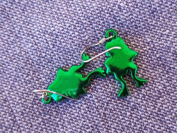 Frog With Heart - Googly Eyed Frog Earrings - Gre… - image 3