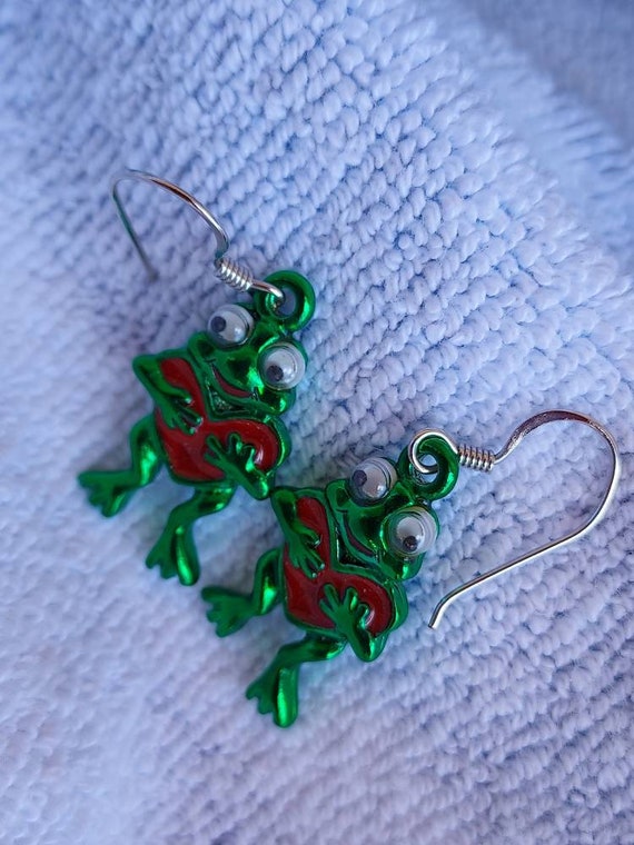 Frog With Heart - Googly Eyed Frog Earrings - Gre… - image 4