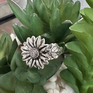 Sterling silver sunflower ring