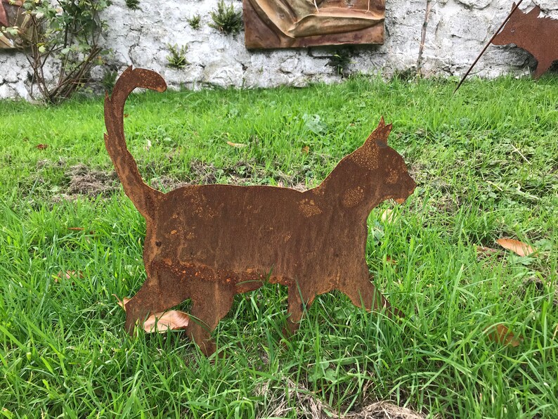 metal cat garden statue
