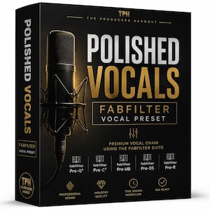 Peut inclure: Une boîte rectangulaire noire pour le logiciel Polished Vocals Fabfilter Vocal Preset. La face avant présente un grand microphone de studio noir, le texte Polished Vocals et des icônes pour les plugins Pro-Q3, Pro-C2, Pro-MB, Pro-DS et Pro-R de TPH.