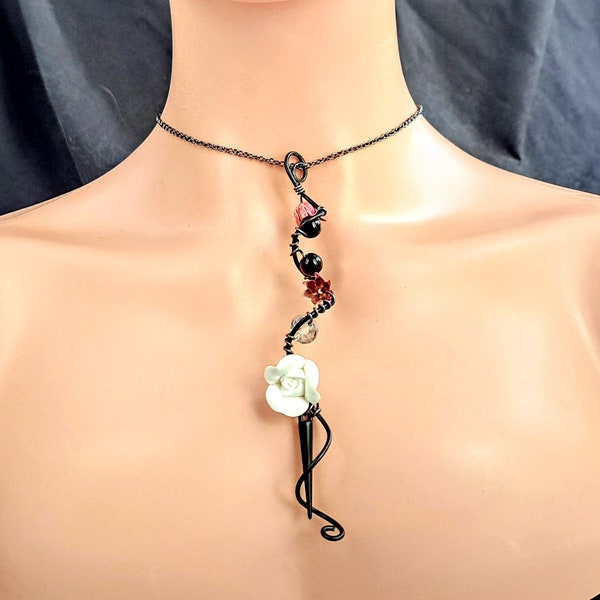 Edgy white rose&black spiked drop choker,Scarlet red vintage metal flower thorn goth collar necklace,Elegant onyx rosary bead gothic jewelry