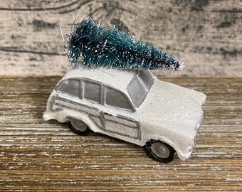 Fairy Garden | Antique Look Wagon Resin Car Vehicle | Sisal Flocked Artificial Christmas Tree on Top | Fun Holiday Vintage Village Addition