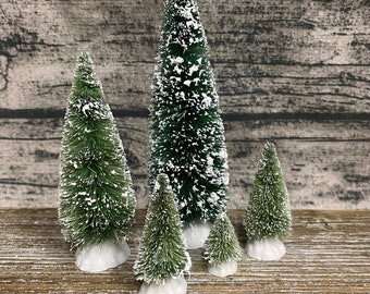 Winter Fairy Garden | Green Snow Flocked Miniature Christmas Tree Set of 5 | Artificial Sisal Bottle Brush Dollhouse Holiday Village