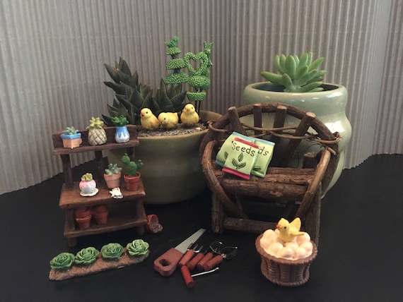 Miniature Dollhouse FAIRY GARDEN ~ Mini Gardening Set in Box Seeds Trowel ~ NEW