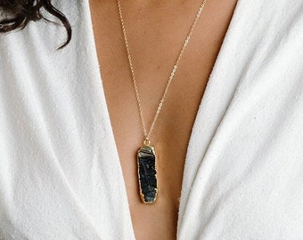 Collar de turmalina negra en bruto, collar de protección, collar de piedra negra, collar de cristal negro, gema negra, para meditación, en oro o plata