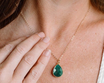 Raw Emerald Necklace, Natural Gemstone Necklace, May Birthstone Necklace, Green Stone Necklace, Handmade Jewelry, in 14kt Gold Fill, Silver