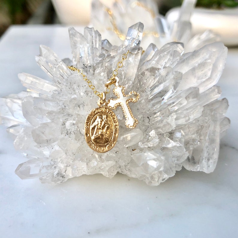Saint Christopher Necklace Gold Cross Necklace St Traveling Pendant Dainty Catholic Medallion 14kt Gold Fill Necklace Religious Jewelry