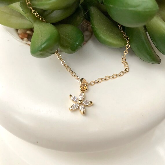 flower necklace for little girl