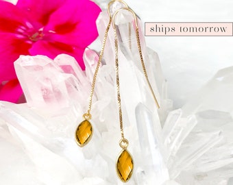 Pendiente de citrino, minimalista, con piedra de nacimiento de noviembre, regalo para dama de honor, cristal crudo, chapado en oro.