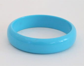 Baby Blue Plastic Bangle/Blue Cuff Bangle/Retro bangle/Retro bracelet/1980s