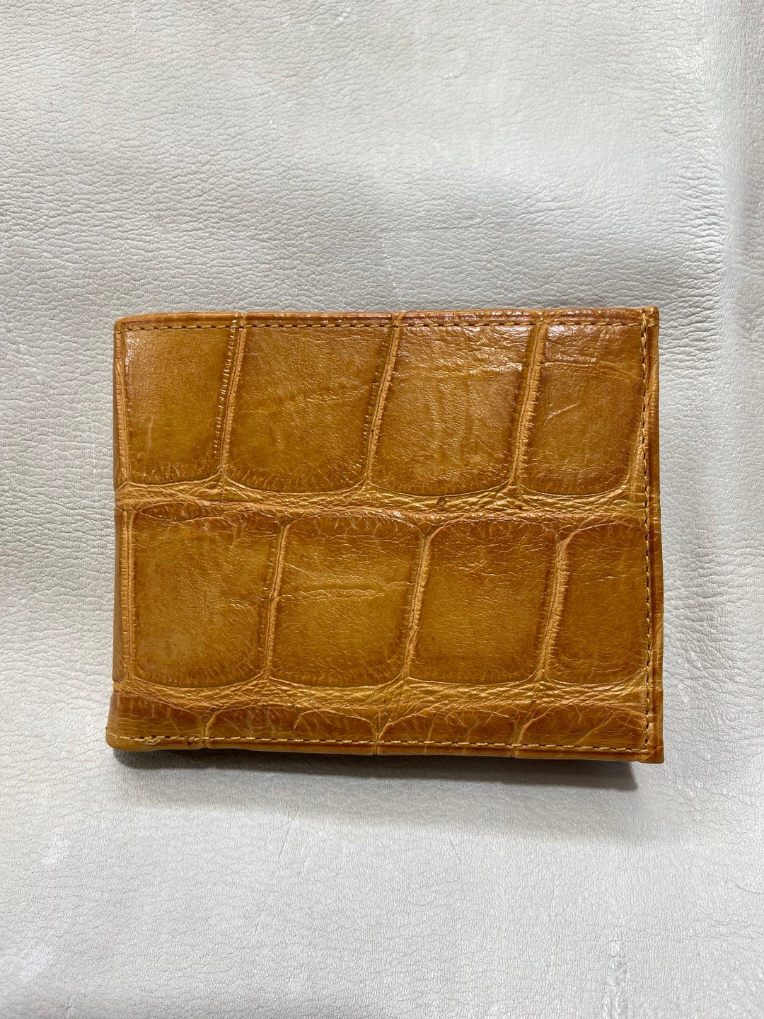 Handcrafted South Texas Alligator Hipster Wallet - Etsy