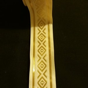 Woven Polyester Tape: Gold Detail on Ivory, 3cm x 5m