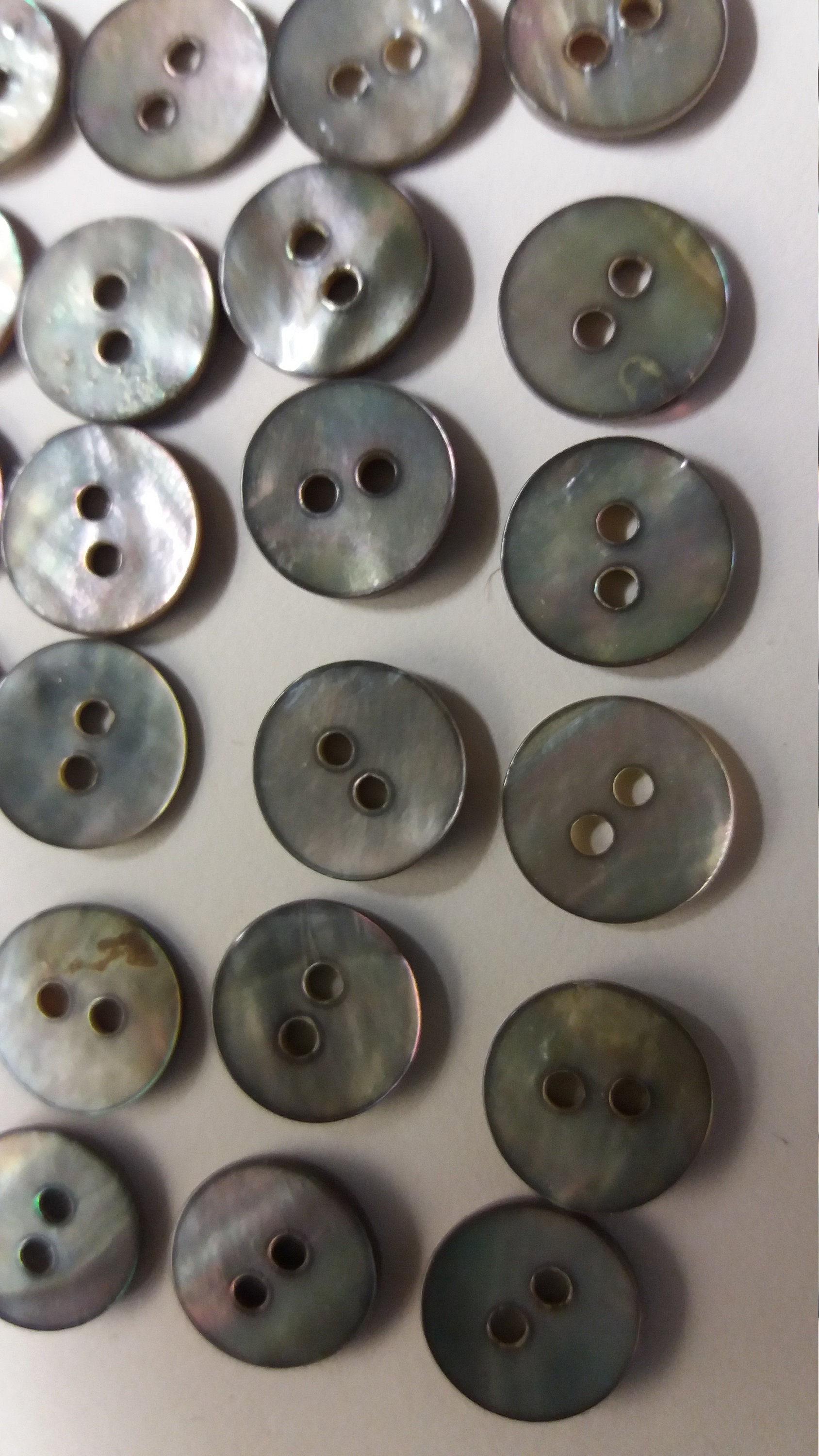 ロージーモンスター fish shell button border tops Amazon.com: 12 Mother of Pearl Buttons 3/8''- 11mm- Shell