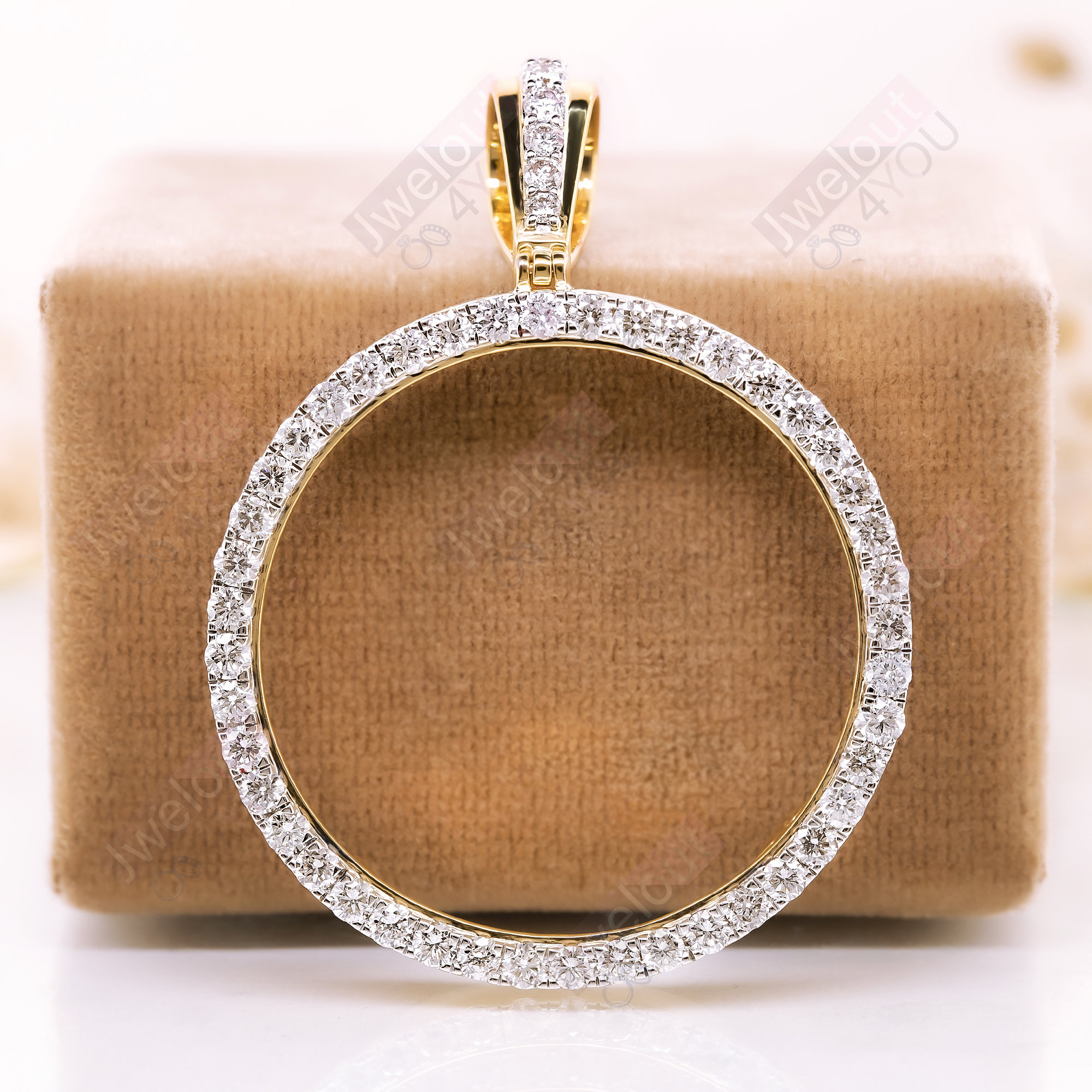 Unique Gold Coin Frame Moissanite Diamond Charm Pendant