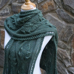 Hand knit scarf / FALL LEAVES / green hand knitted scarf / 100% wool