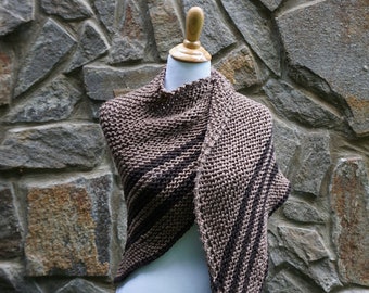 Outlander shawl / Fraser's Ridge shawl / 100% merino wool / large triangle shawl / brown knit shawl