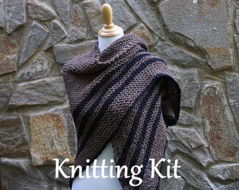 Outlander shawl knitting kit / Fraser's Ridge shawl knitting kit / printed pattern / yarn / knitting needles