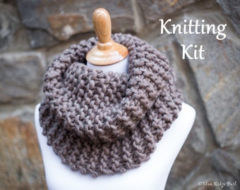 DIY knitting cowl kit / Outlander inspired cowl knit kit / chunky wool cowl knitting kit / kit includes: yarn--printed pattern--needles